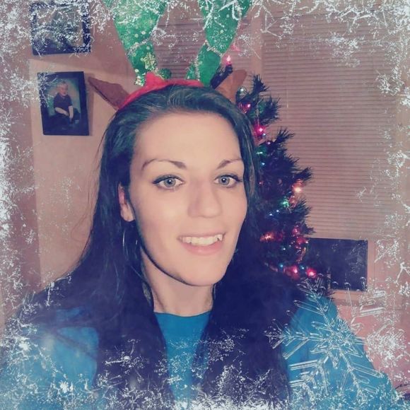 Meet your Posher, Katie - Picture 1 of 1